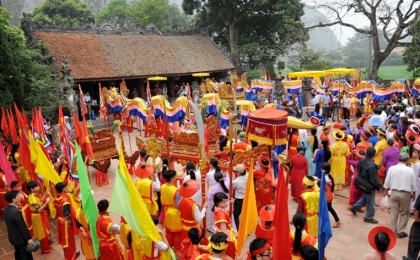 Những lễ hội truyền thống đặc sắc của Ninh Bình 2