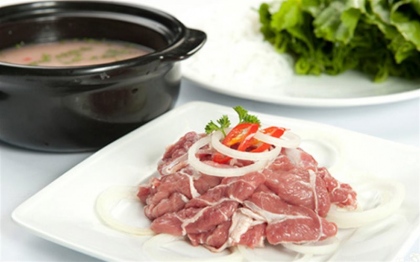 Đổi món cuối tuần với dê nhúng mẻ lạ miệng, bổ dưỡng 2