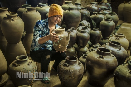 Độc đáo gốm Gia Thủy 1