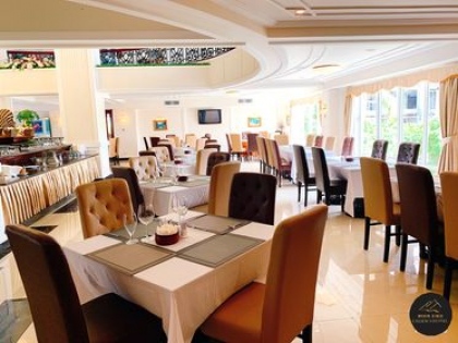 Khách sạn Legend 5