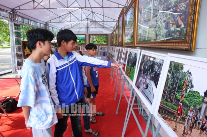 Nô nức trẩy hội Hoa Lư 2