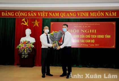 Hội nghị công bố Quyết định của Chủ tịch UBND tỉnh Ninh Bình về công tác cán bộ 4