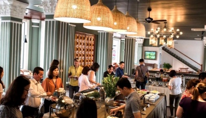 Khách sạn Hoa Lư 7