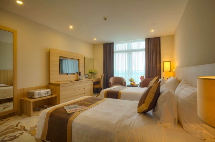 Khách sạn The Reed 2