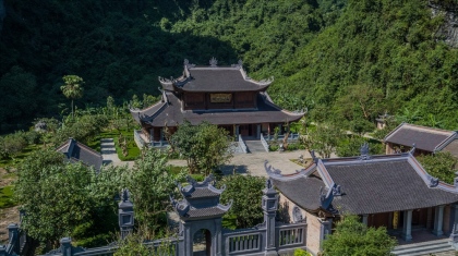 Hàng trăm chiếc thuyền rước rồng trong Lễ hội Tràng An 2019 12