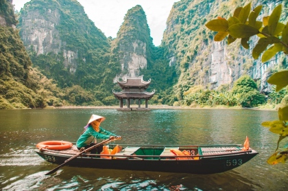 Sông nước Tràng An trong lành những sớm mai 19