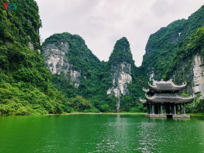 Trong xanh non nước di sản Tràng An - Ninh Bình 8