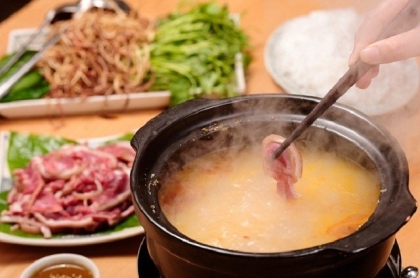 Cơm cháy, thịt dê – món ăn “gợi nhớ, gợi thương” của miền đất cố đô Ninh Bình 3