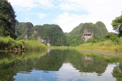 Di sản Tràng An “trong xanh mát lành” giữa trời thu làm say lòng du khách 17