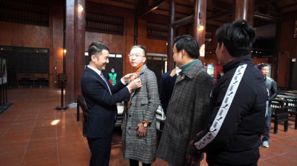 Ninh Bình đón đoàn khách du lịch đầu tiên năm 2021 2