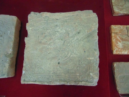 Những hiện vật cổ độc đáo trên đất Ninh Bình 13