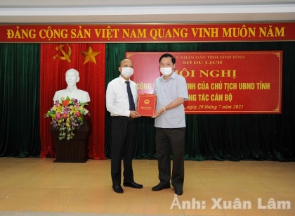 Hội nghị công bố Quyết định của Chủ tịch UBND tỉnh Ninh Bình về công tác cán bộ 3