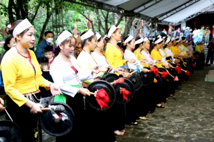 Lễ hội Tràng An 8