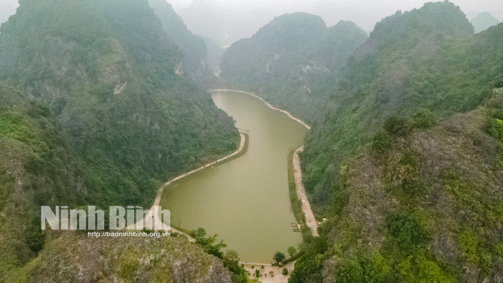 Động Am Tiên Tuyệt tình cốc
